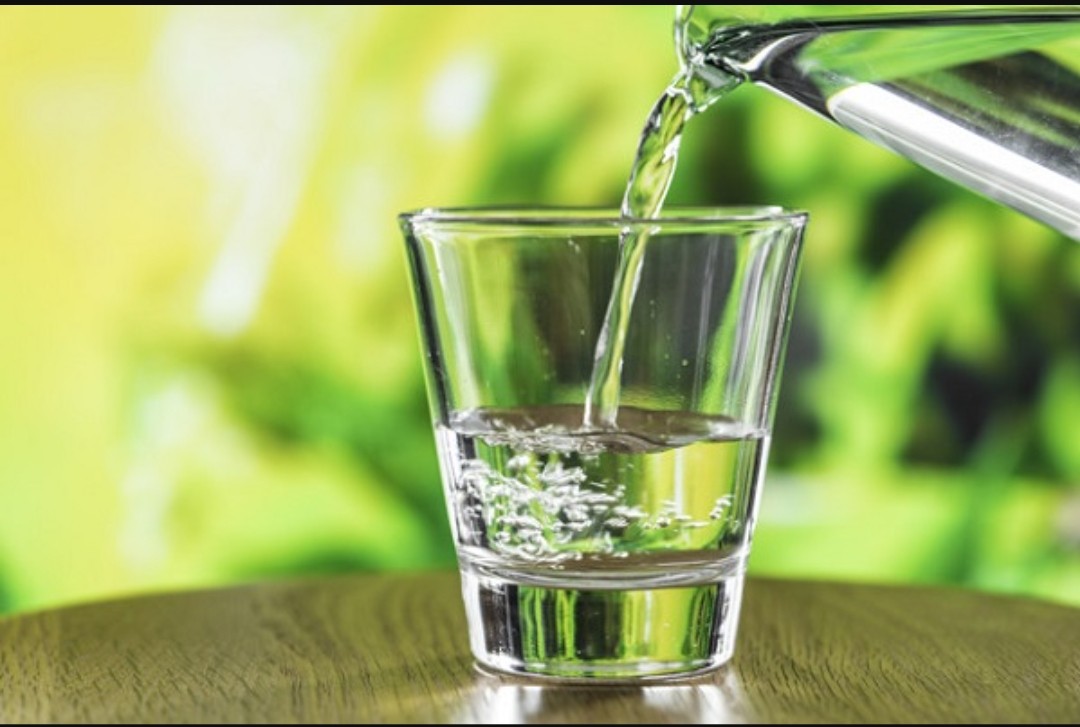 مزایای نوشیدن آب ولاغری بدن